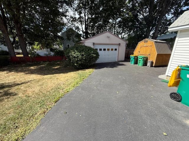 51 Chestnut Street, Rochester, NH 03867