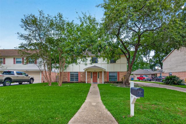 5703 Green Timbers Drive, Humble, TX 77346