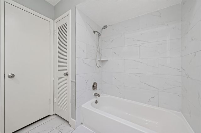 5703 Green Timbers Drive, Humble, TX 77346