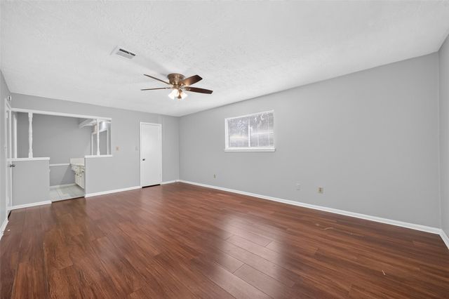 5703 Green Timbers Drive, Humble, TX 77346