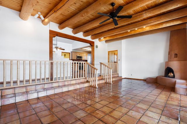 22 Aventura Road, Santa Fe, NM 87508
