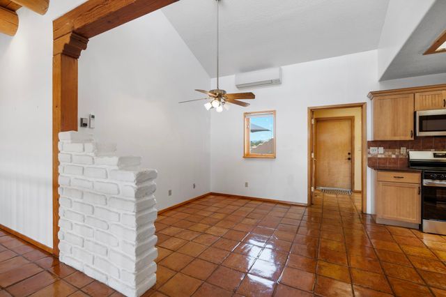 22 Aventura Road, Santa Fe, NM 87508