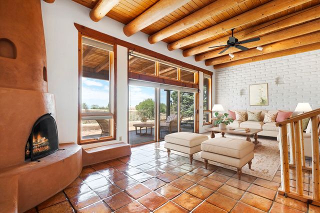 22 Aventura Road, Santa Fe, NM 87508