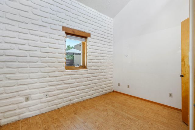 22 Aventura Road, Santa Fe, NM 87508