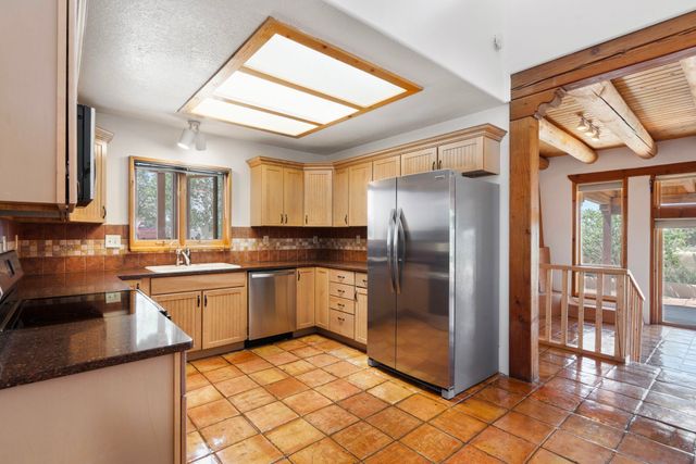 22 Aventura Road, Santa Fe, NM 87508