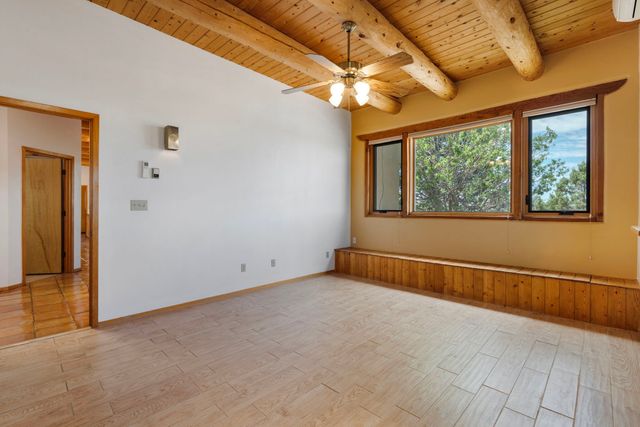 22 Aventura Road, Santa Fe, NM 87508