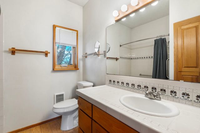 22 Aventura Road, Santa Fe, NM 87508