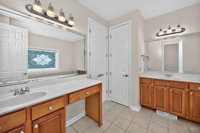 9617 Stonemasters Drive, Symmes Twp, OH 45140
