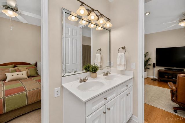 9617 Stonemasters Drive, Symmes Twp, OH 45140