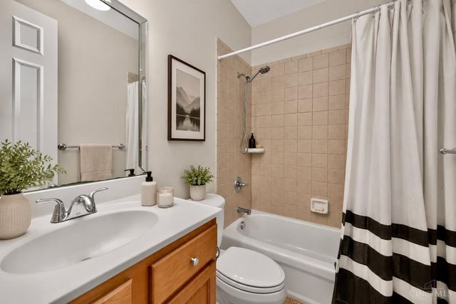 9617 Stonemasters Drive, Symmes Twp, OH 45140