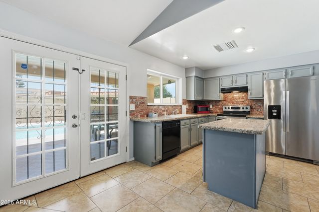 5654 W Mountain View Road, Glendale, AZ 85302
