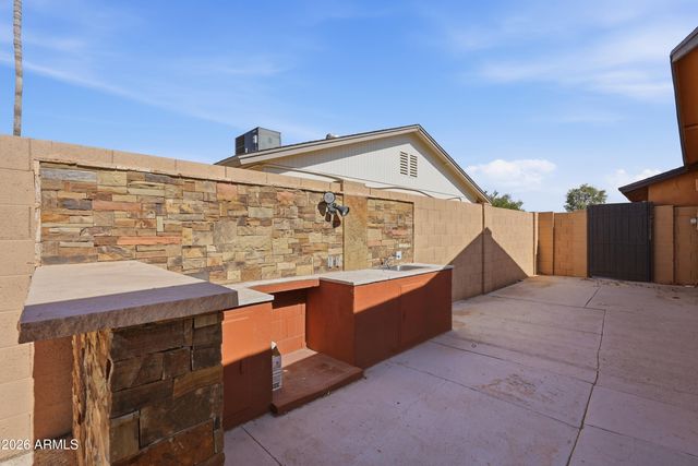 5654 W Mountain View Road, Glendale, AZ 85302