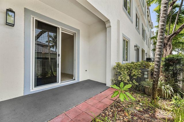 3030 WATERSIDE Circle, Boynton Beach, FL 33435
