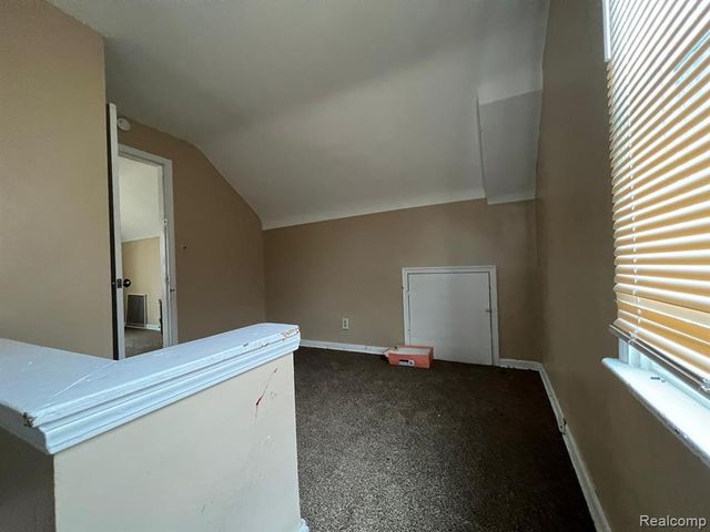 2460 S Deacon Street, Detroit, MI 48217