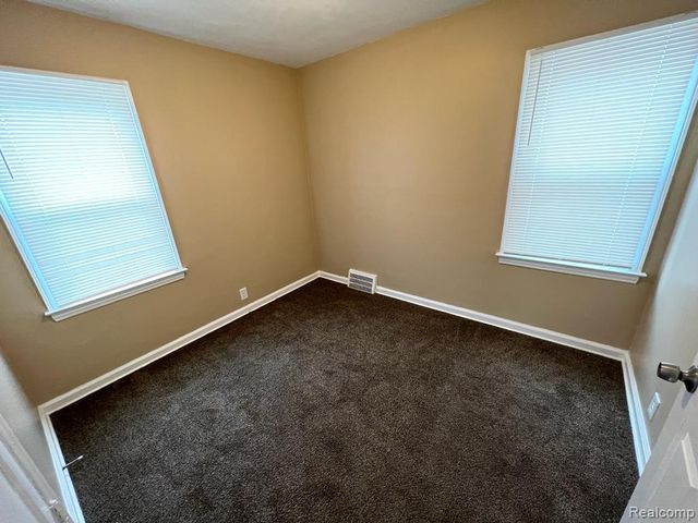 2460 S Deacon Street, Detroit, MI 48217