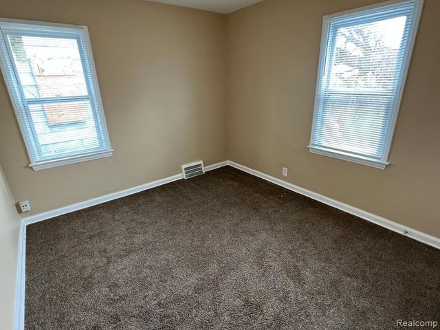 2460 S Deacon Street, Detroit, MI 48217