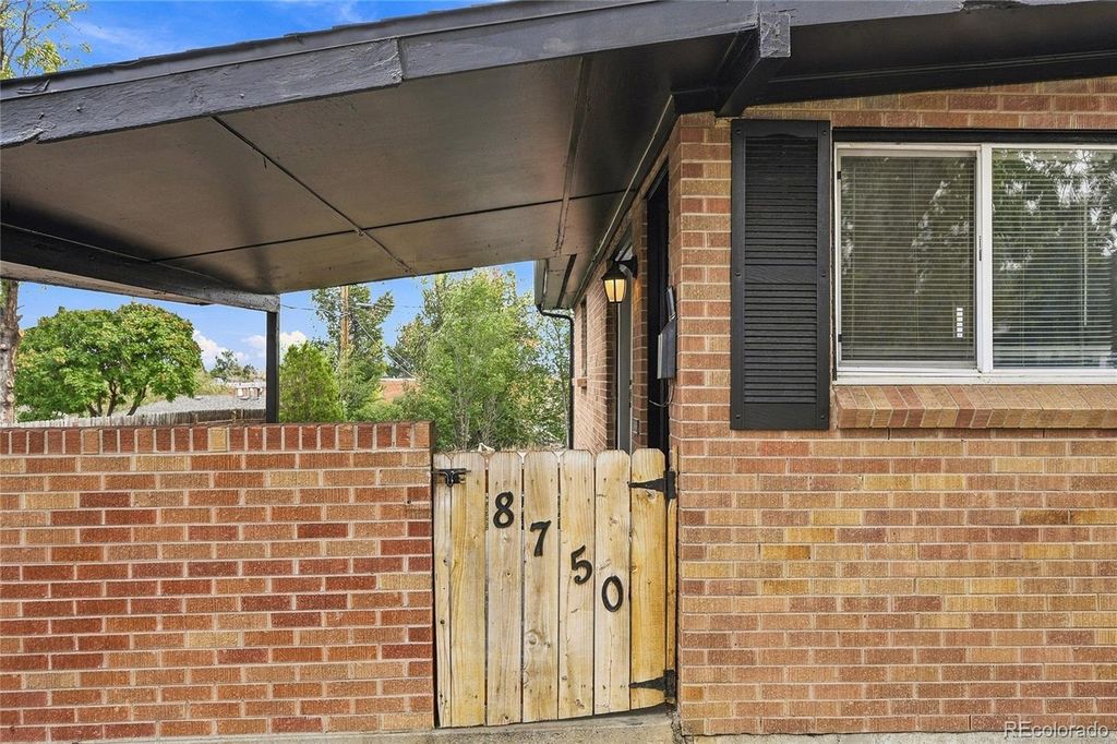 8750 Mcelwain Boulevard, Denver, CO 80229