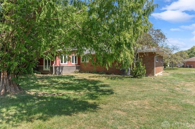 844 Louise Drive, Xenia, OH 45385