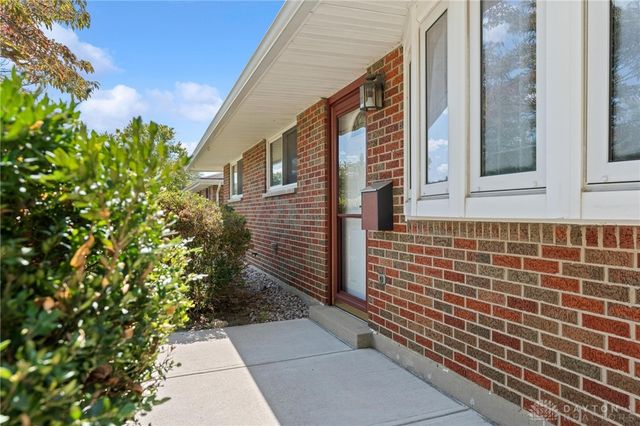 844 Louise Drive, Xenia, OH 45385