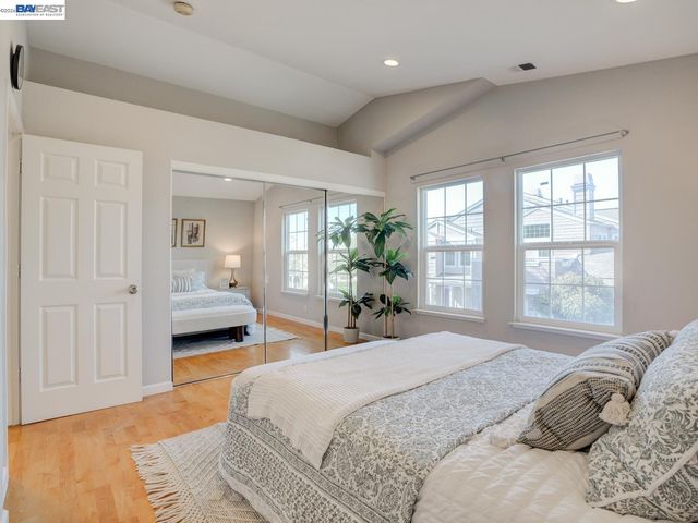 112 Camerota Way, Redwood City, CA 94065