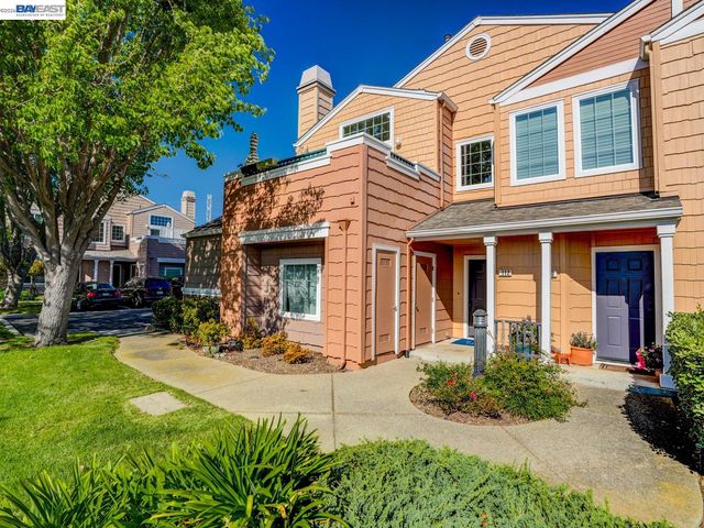 112 Camerota Way, Redwood City, CA 94065