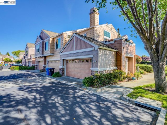 112 Camerota Way, Redwood City, CA 94065