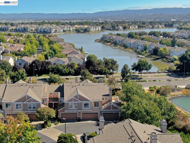 112 Camerota Way, Redwood City, CA 94065