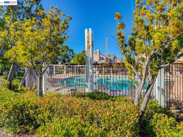 112 Camerota Way, Redwood City, CA 94065