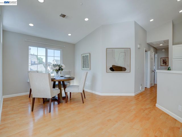 112 Camerota Way, Redwood City, CA 94065