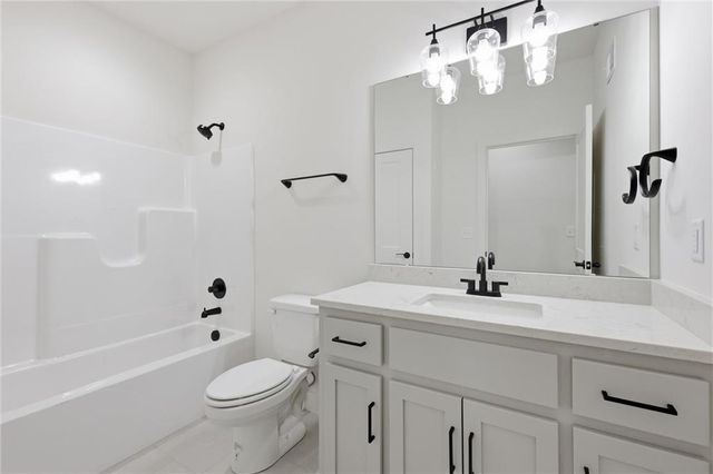 103 S High Street, Sugar Creek, MO 64054