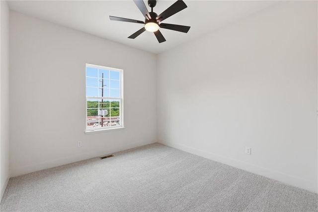 103 S High Street, Sugar Creek, MO 64054
