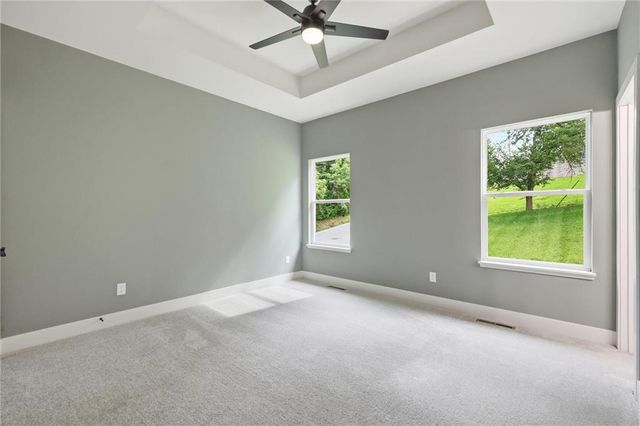 103 S High Street, Sugar Creek, MO 64054