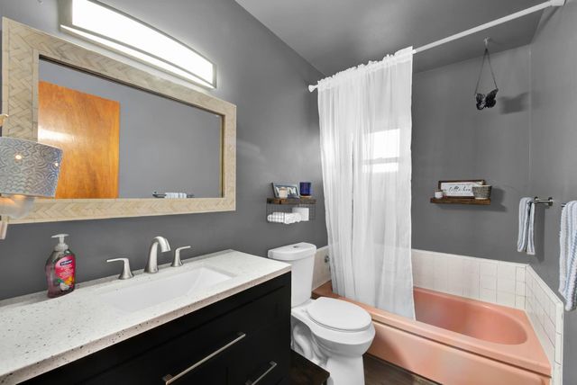 147 W Woodland Ave, Woodland, CA 95695