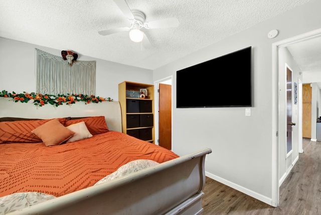 147 W Woodland Ave, Woodland, CA 95695