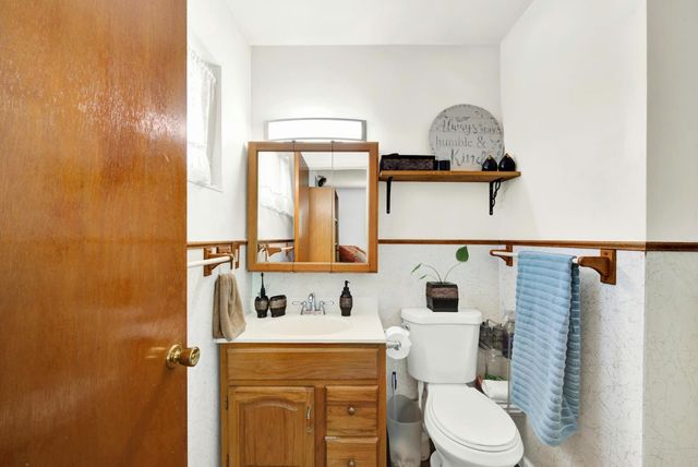 147 W Woodland Ave, Woodland, CA 95695