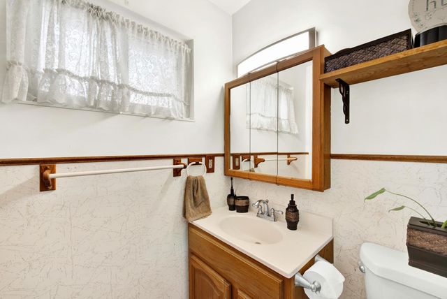 147 W Woodland Ave, Woodland, CA 95695