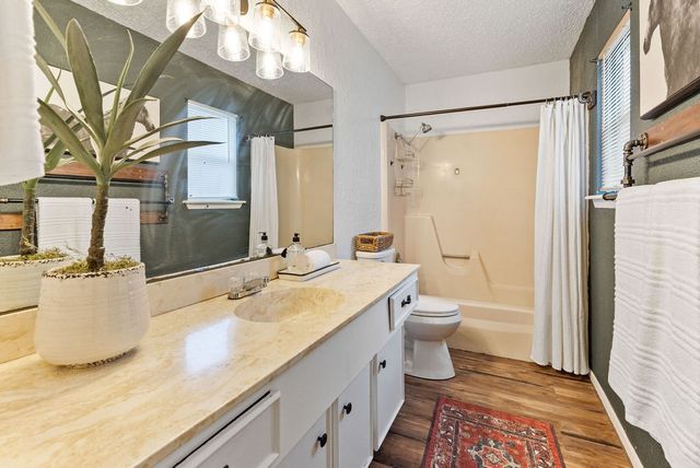 10514 Sundown Dr, Corpus Christi, TX 78410