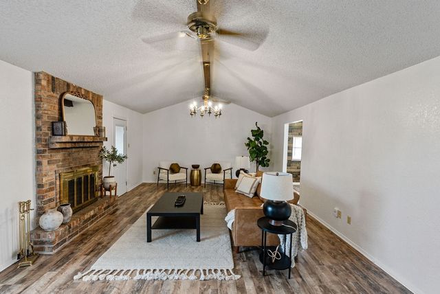 10514 Sundown Dr, Corpus Christi, TX 78410