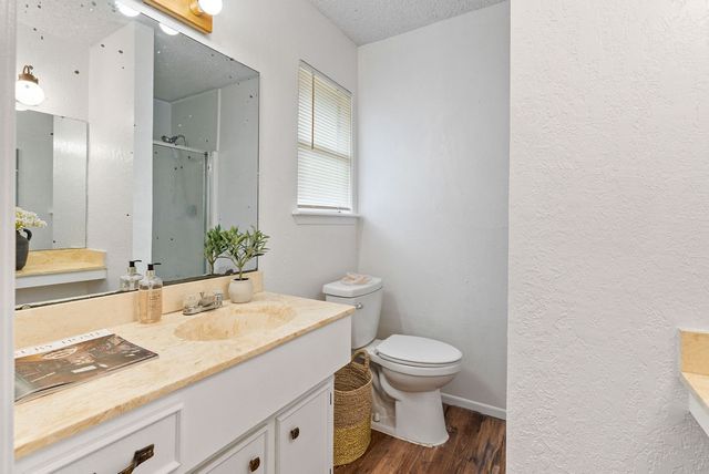 10514 Sundown Dr, Corpus Christi, TX 78410