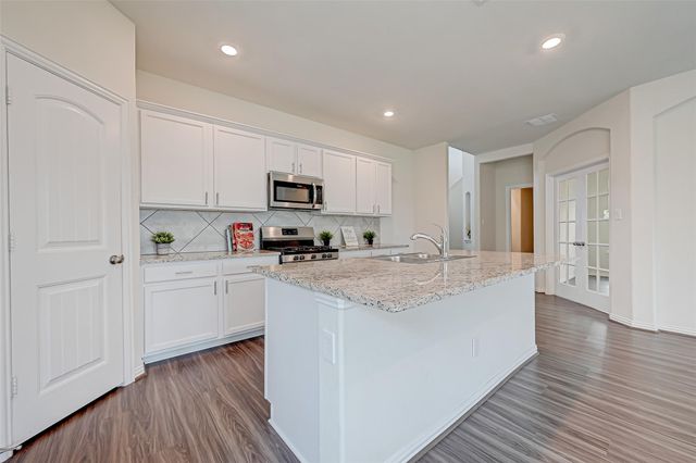 30822 Lake Spur Manor, Fulshear, TX 77423