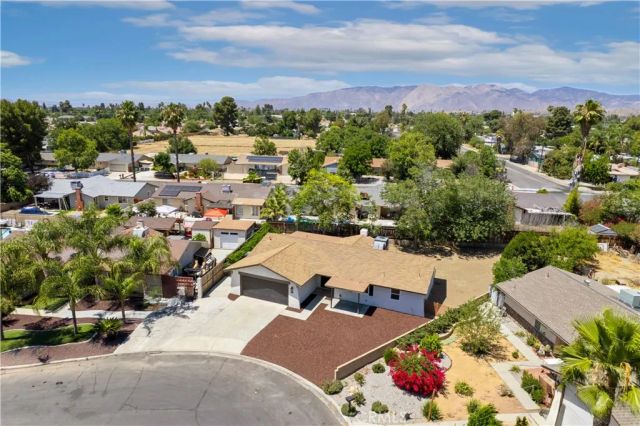 40480 Marsha Court, Hemet, CA 92544
