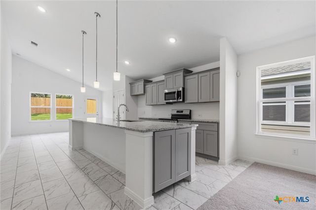 377 Dobson, Killeen, TX 76542