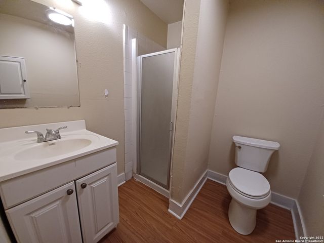 905 W Lynwood Ave Apt 3, San Antonio, TX 78201