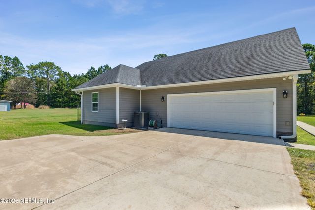 85456 N HARTS Road, Yulee, FL 32097