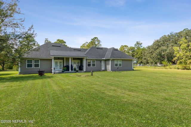 85456 N HARTS Road, Yulee, FL 32097