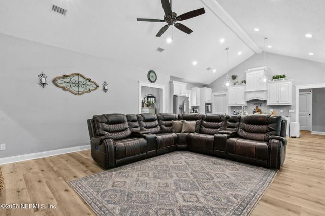 85456 N HARTS Road, Yulee, FL 32097