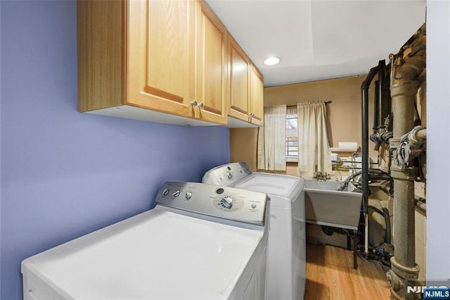 22 Cottage Street, Belleville, NJ 07109