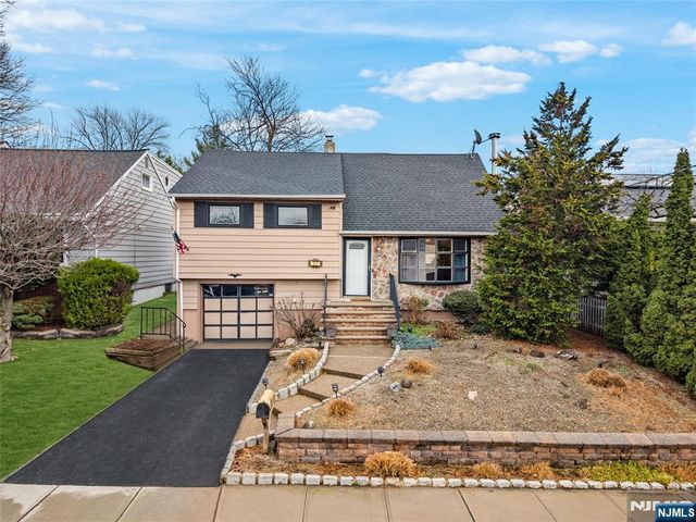 22 Cottage Street, Belleville, NJ 07109