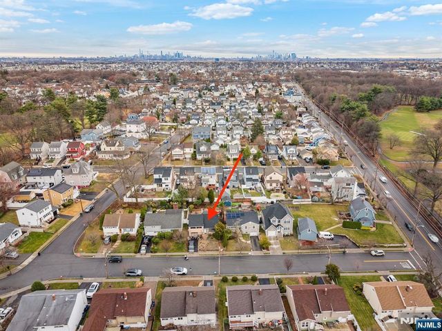 22 Cottage Street, Belleville, NJ 07109