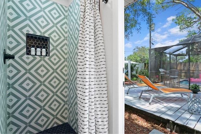 11208 DUNCAN STREET, Seminole, FL 33772